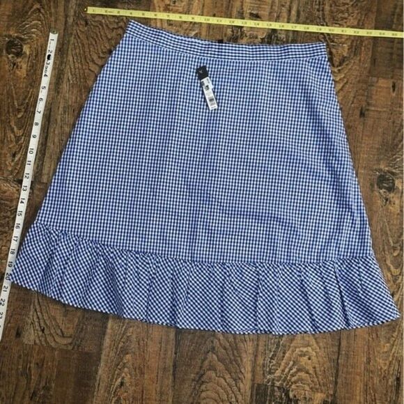 The Limited Skirt​ - Picture 2 of 7